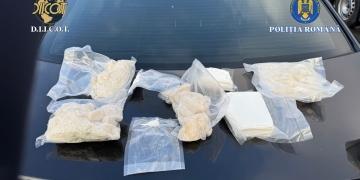 Traficanți de droguri, prinși în flagrant, în Timișoara