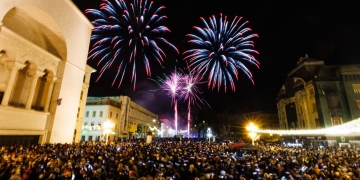 Mii de timișoreni au celebrat trecerea în 2026 în centrul orașului