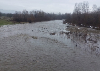 Pericol de inundații pe râurile din Banat