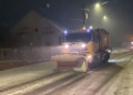 Banatul s-a colorat din nou în alb! Drumarii intervin cu utilaje și material antiderapant