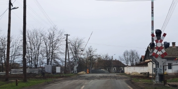 Atenție, șoferi! Încep lucrări de reparații la trecerea la nivel cu calea ferată pe DN 59B, la Cărpiniș