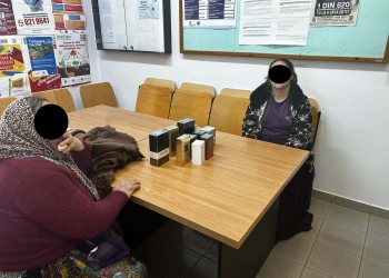 Femei de etnie romă care vindeau parfumuri contrafăcute, prinse de polițiștii locali din Timișoara