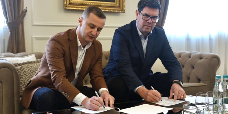 CJ Timiș a semnat noi contracte cu șapte primării pentru investiții realizate în asociere FOTO