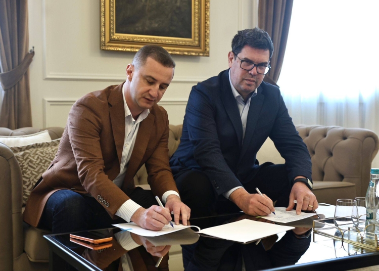 CJ Timiș a semnat noi contracte cu șapte primării pentru investiții realizate în asociere FOTO