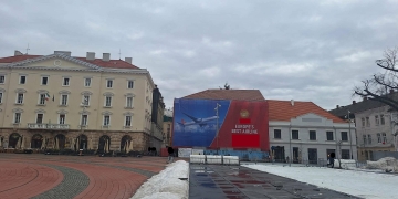 Amenzi de aproape 300.000 lei aplicate de polițiștii locali din Timișoara pentru bannere și panouri fără aviz