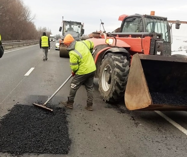 Gata cu gropile! Lucrările de reparații pe centura Caransebeșului, finalizate