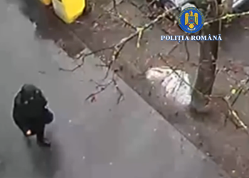 O bătrână din Timișoara, atacată de doi tineri de 17 ani! Hoții i-au furat poșeta