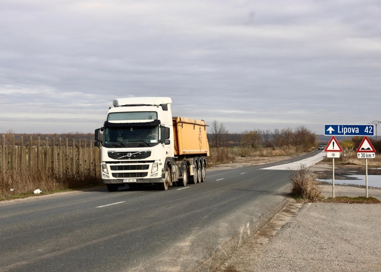 Restricție de tonaj pe DJ 691, între sensul giratoriu de descărcare de pe A1 și limita cu județul Arad