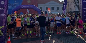 Peste 2.000 de alergători la semimaratonul „Sport Guru Timișoara 21K”