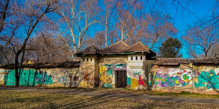 Va fi deschis un șantier de restaurare la baza Uszoda! Se caută voluntari