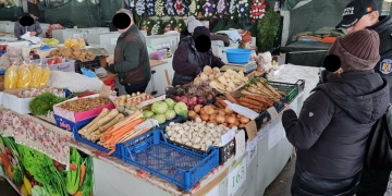 Polițiștii locali, verificări în piețele din Timișoara! Peste 200 de comercianți, amendați FOTO