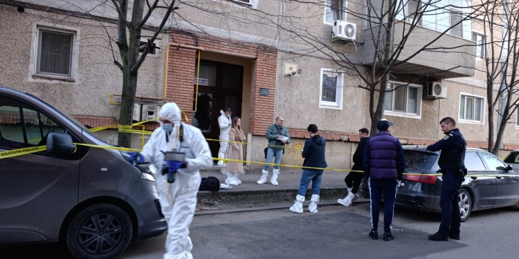 O femeie din Timișoara, înjunghiată mortal de propriul fiu FOTO