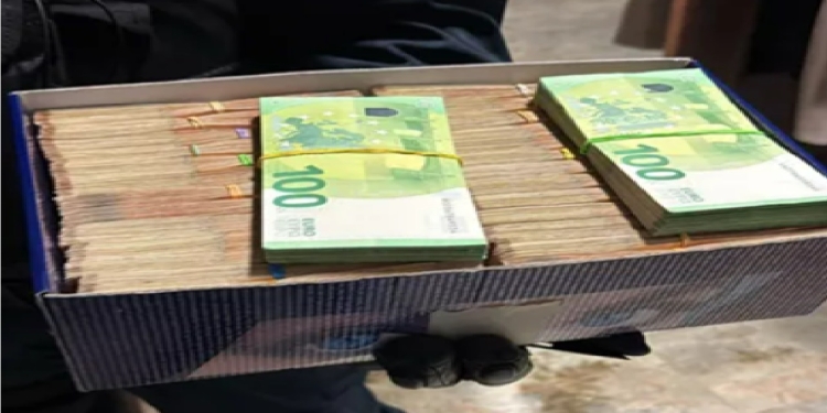 Surse: 350.000 de euro în casa de la Ghiroda a șefului ARR, Cristian Anton