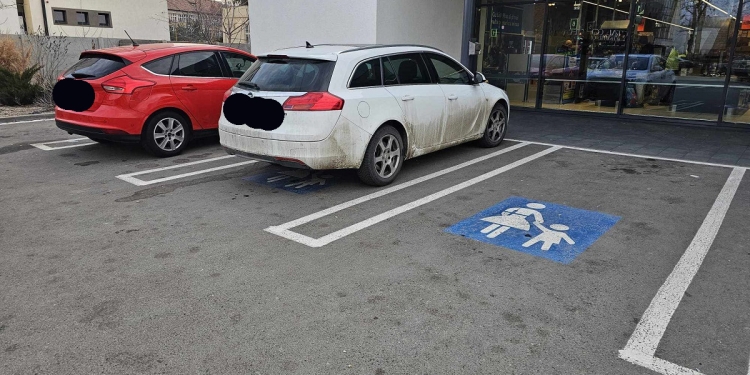 „Nota de plată” pentru parcarea pe locurile rezervate. Amenzi de peste 200.000 de lei în Timișoara