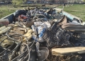 Camioane întregi, pline de deșeuri, scoase din zona lacului Balaurul