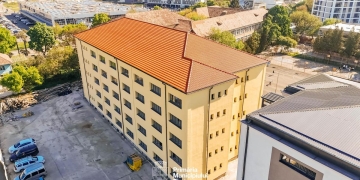 Condiții mai bune pentru elevii de la Colegiul Henri Coandă: fațada clădirii de internat a fost finalizată