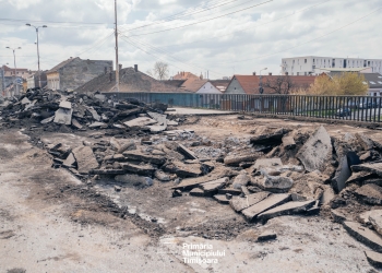 Forfotă mare pe Podul Muncii din Timișoara: se intervine pentru decopertarea asfaltului FOTO