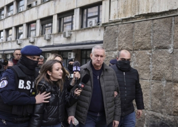 Cristian Anton, șeful ARR, liderul grupării care frauda examenele pentru atestate profesionale! În locuințele sale s-au găsit 500.000 euro