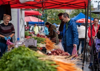 Program prelungit la Piaţa Volantă Stadion din Timişoara, de Paşte