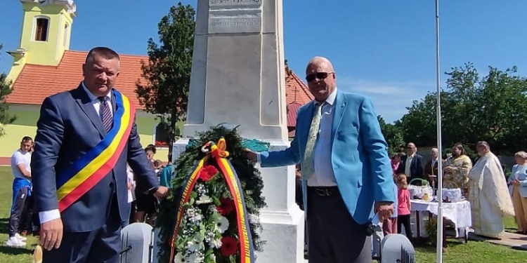 Ziua Națională a Eroilor, comemorată la Sânmihaiu Român FOTO