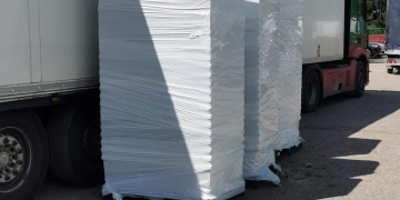 Captură record pe A1. Peste 7,8 milioane de țigări ascunse într-un autocamion