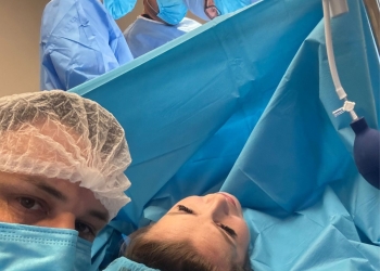 Tații, alături de viitoarele mămici în sala de naștere la noua Maternitate Odobescu