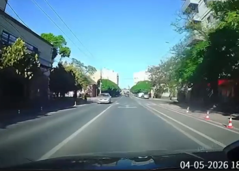 O şoferiţă a rămas fără permis după ce nu a acordat prioritate unui tânăr pe trecerea de pietoni, la Timişoara