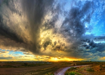 Alertă meteo în Banat! Caniculă, ploi torențiale și vijelii