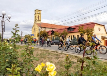 Istorie și pedalat în câmpia Banatului. Primul velotur „Stories on Wheels” pornește de la Jimbolia spre Gottlob