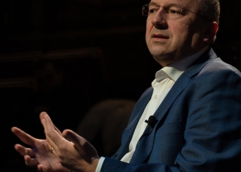 Lucian Vărșăndan pleacă de la conducerea Teatrului German de Stat Timișoara