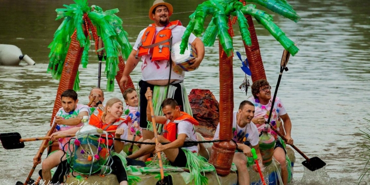 Bătălia eco pe Bega. Ediția aniversară „Make it! Race it! Recycle it!” a strâns sute de timișoreni în Parcul Alpinet