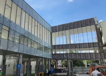 Pasarela dintre Centrul de Mari Arși și Clinica de Ortopedie a Spitalului Județean se apropie de finalizare