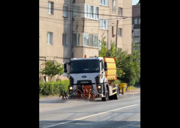 Măsuri pe timp de caniculă, la Timişoara! Primăria stropeşte străzile