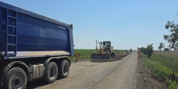 Au avansat lucrările pe DN 59B Livezile – Deta şi Livezile – Cruceni FOTO