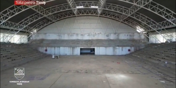 Finalizarea Sălii Polivalente de lângă stadionul Dan Păltinișanu din Timişoara, în licitație