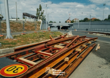 A început ultima etapă de lucrări la Pasajul Solventul! Traficul a fost închis FOTO