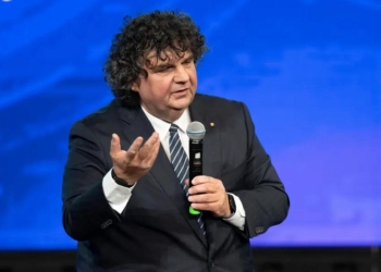 Florin Drăgan, rectorul UPT: „Tinerii nu mai fug de inginerie. Ei aleg exact domeniile în care economia are cea mai mare nevoie de specialiști”