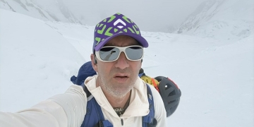 Horia Colibăşanu aşteaptă momentul potrivit pentru a urca pe vârful Gasherbrum II