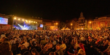 JAZZx 2026: 5 zile în care Timișoara a trăit prin muzică. Zeci de mii de oameni, comunități diverse s-au simțit una și un oraș care a dansat împreună.