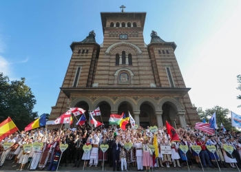 Tradiții, dansuri și culoare la Timișoara! A început Festivalul Inimilor
