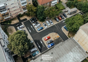 Foste garaje, transformate în locuri de parcare, la Timișoara