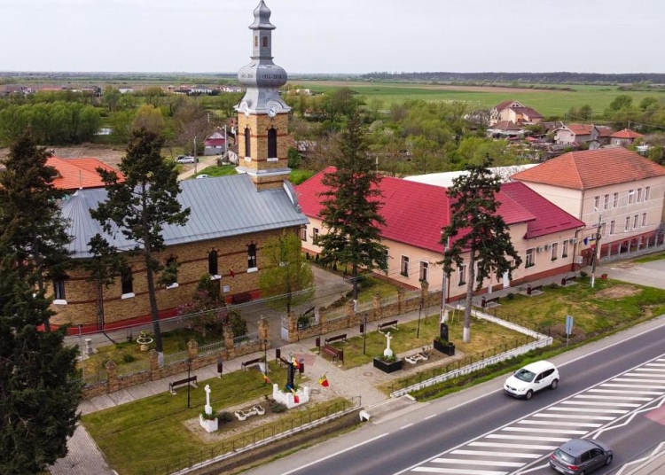 Investiții în educație, sport și infrastructură în comuna Remetea Mare