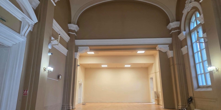Sala festivă de la CNB, modernizată! Va avea sistem audio și lumini moderne