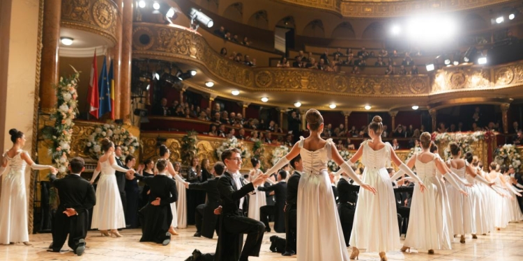 Încep înscrierile la Academia Balului Vienez