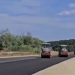 Se toarnă asfalt pe autostrada Margina–Holdea