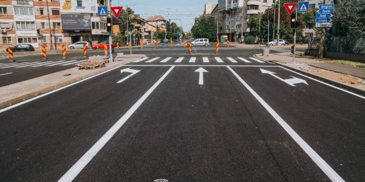 Calea Martirilor se redeschide după asfaltare: Două benzi dedicate dinspre Spitalul Județean și noi plantări programate pentru toamnă