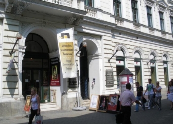 Laurence Rippel preia managementul interimar la Teatrul German de Stat Timișoara