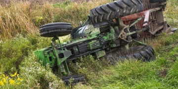 Primarul unei comune din vestul ţării, mort după ce a fost strivit de un tractor
