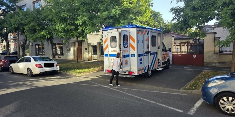 Aproape 500 de şoferi, amendaţi la Timişoara pentru că au parcat ilegal FOTO