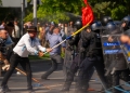 Percheziții în București și 15 județe, inclusiv Timiş, după violențele de la protestul ciobanilor din Piața Victoriei